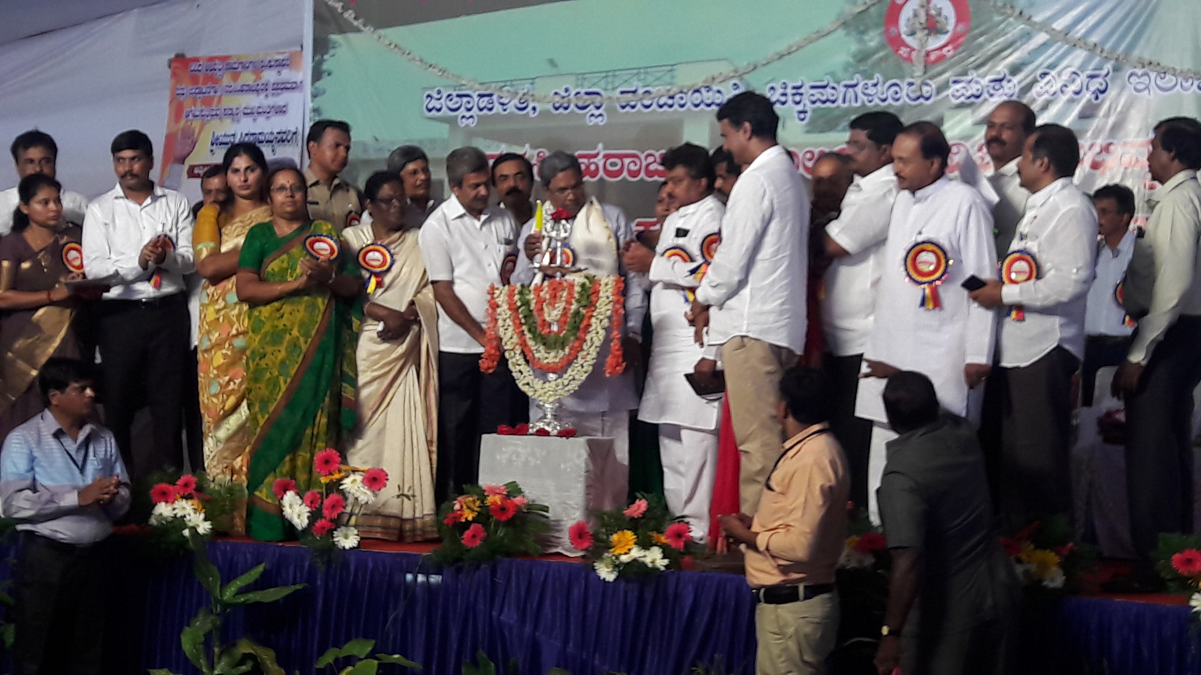 ಮಹಾರಾಜನಲ್ಲ, ಆರೂವರೆ ಕೋಟಿ ಜನರ ಸೇವಕ: ಮುಖ್ಯಮಂತ್ರಿ ಸಿದ್ದರಾಮಯ್ಯ